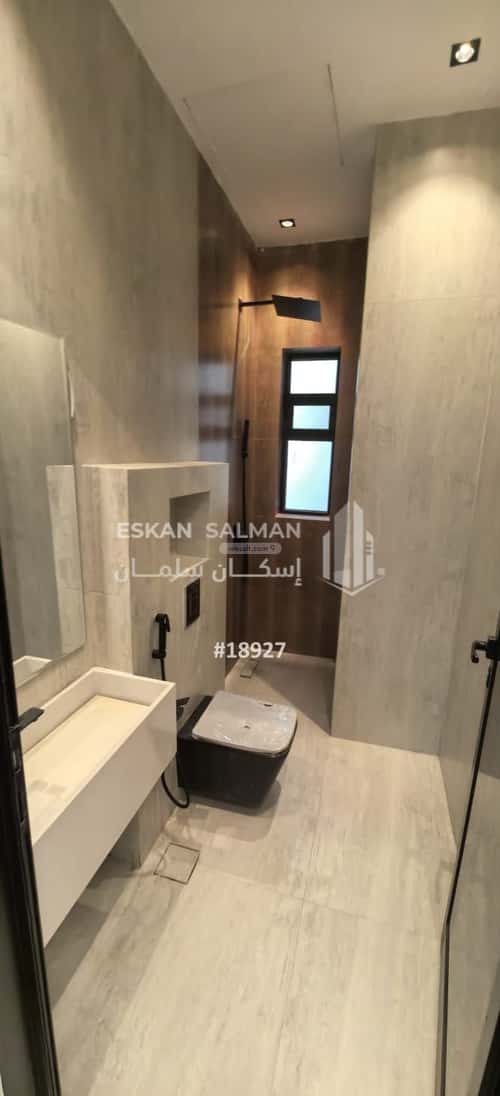 فيلا 250 متر مربع شمالية على شارع 20م البيان، شرق الرياض، الرياض