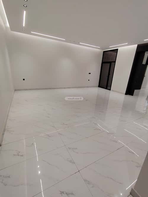 Floor 242 SQM with 3 Bedrooms Al-Muanisiyah, East Riyadh, Riyadh