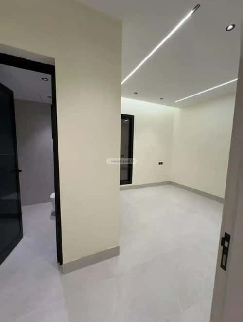 دور 4 غرف في العارض