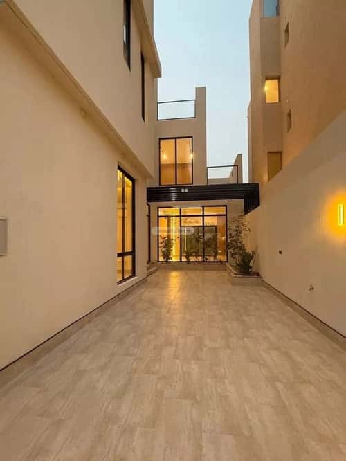 6 bedroom villa in Al Mahdiyyah