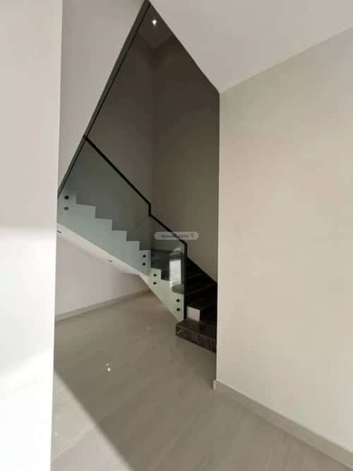 5 bedroom villa in Al Mahdiyyah