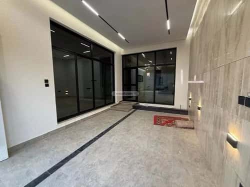 5 bedroom villa in Al Mahdiyyah