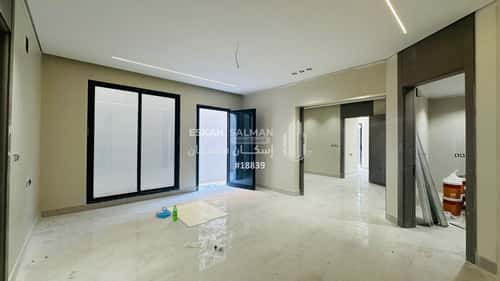 شقة ب 5 غرف بدر، الدمام