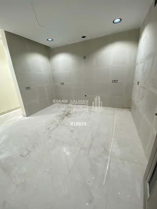 Apartment with 5 Bedrooms Badr, Aldammam