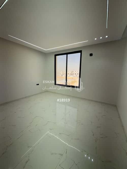 Floor 180 SQM with 5 Bedrooms Al- Nadwah, East Riyadh, Riyadh