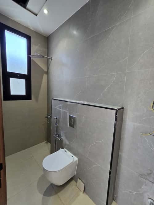 Apartment with 5 Bedrooms Al-Maizaliyah, East Riyadh, Riyadh