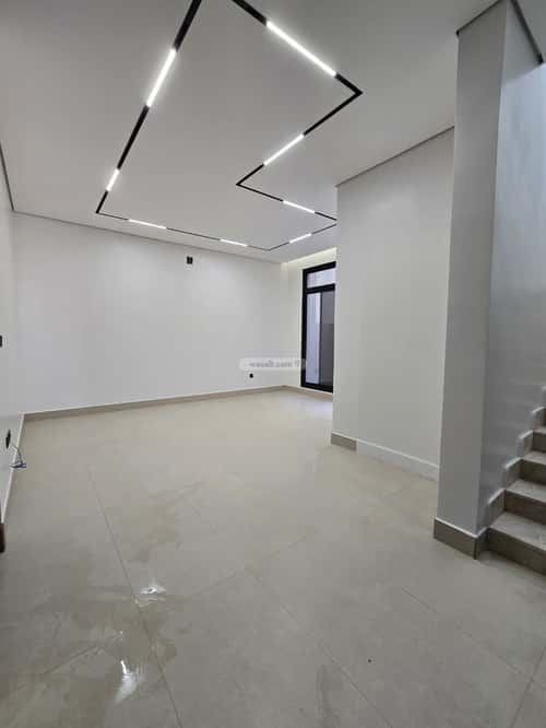 Apartment with 5 Bedrooms Al-Maizaliyah, East Riyadh, Riyadh