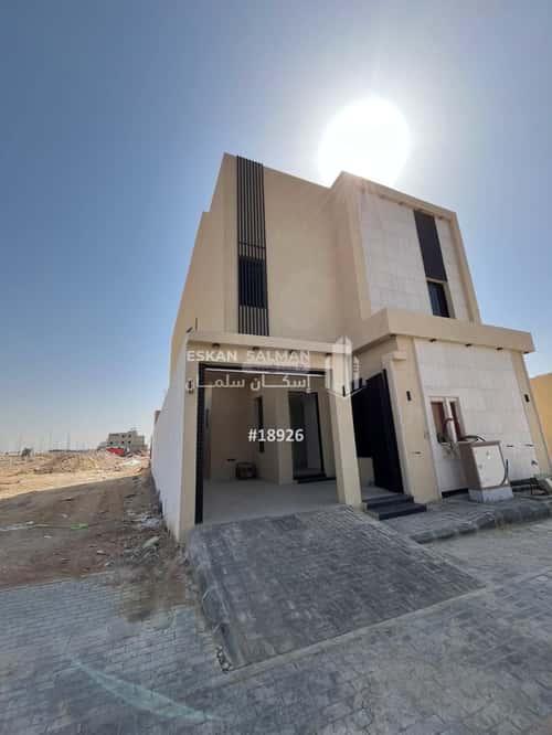 فيلا 333 متر مربع شمالية على شارع 20م الوسام، شرق الرياض، الرياض