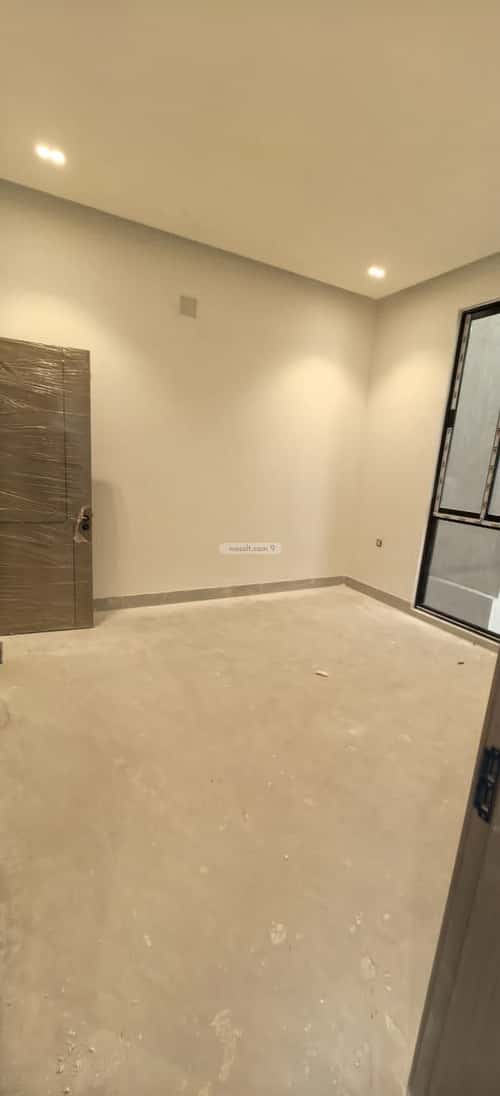 Floor 203 SQM with 5 Bedrooms Al-Yarmuk, East Riyadh, Riyadh