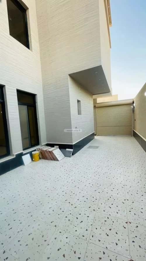 6 bedroom villa in Dhahrat Laban