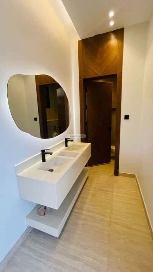 Floor 181 SQM with 3 Bedrooms Al-Awaly, West Riyadh, Riyadh