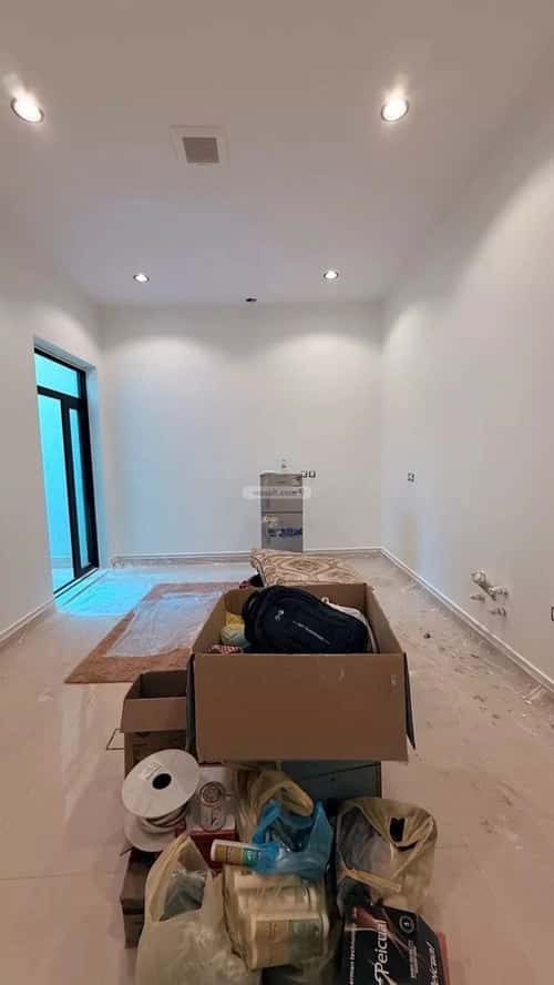 Villa 200 SQM Facing East on 15m Width Street West Al-Oraija, West Riyadh, Riyadh