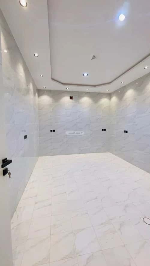 Villa 200 SQM Facing East on 15m Width Street West Al-Oraija, West Riyadh, Riyadh