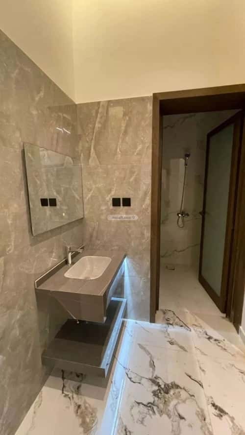 Floor 250 SQM with 5 Bedrooms Bader, South Riyadh, Riyadh