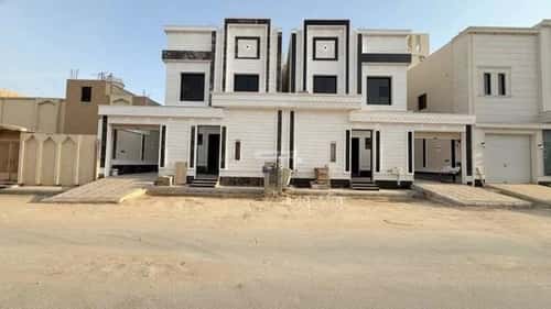 Villa 200 SQM Facing North on 15m Width Street Middle Al-Uraija, West Riyadh, Riyadh