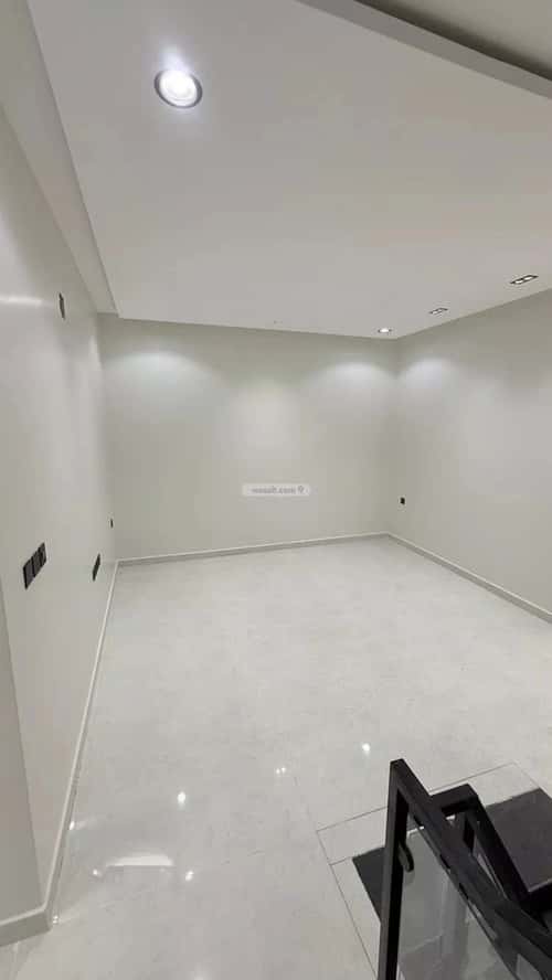 Villa 200 SQM Facing North on 15m Width Street Middle Al-Uraija, West Riyadh, Riyadh