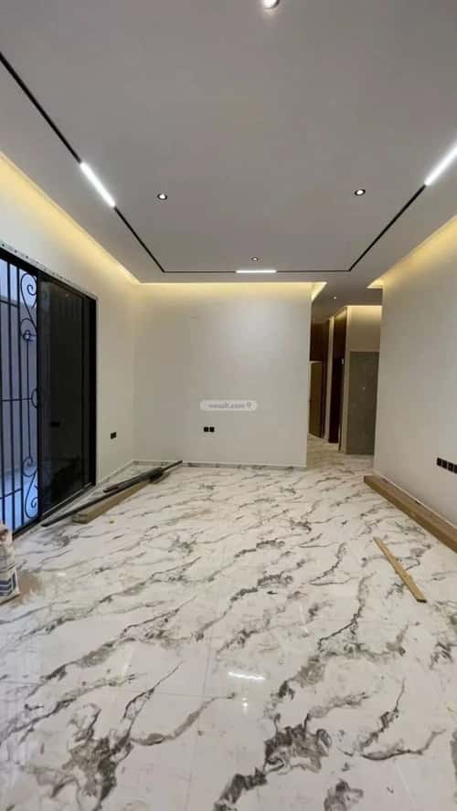 4 bedroom floor in Badr