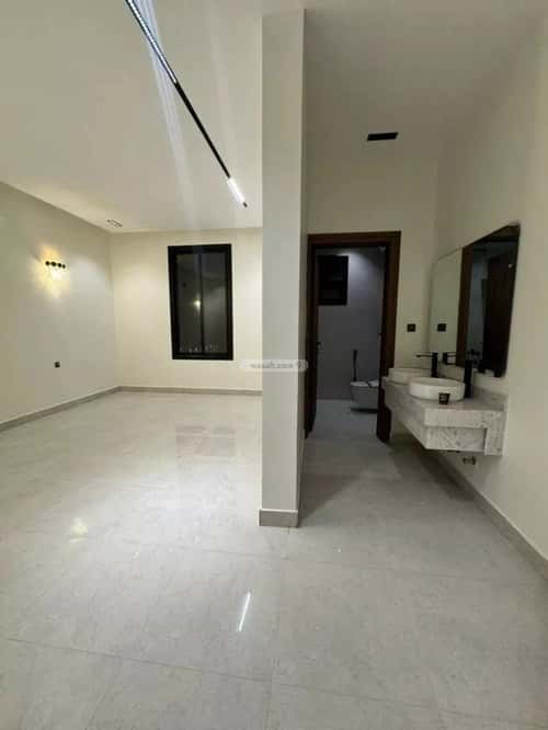 Floor 179 SQM with 5 Bedrooms Twaeeq, West Riyadh, Riyadh