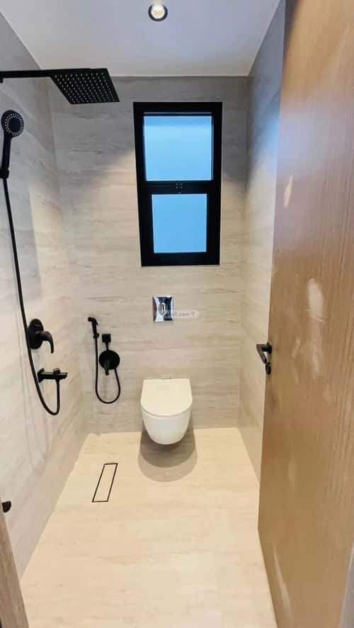 فيلا 140 متر مربع شرقية على شارع 15م السويدي الغربي، غرب الرياض، الرياض