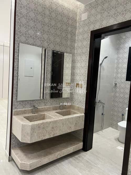 فيلا 360 متر مربع جنوبية على شارع 15م ريحه، الطائف