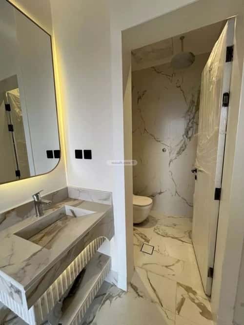 Building 400 SQM Facing South Al-Mahdiyah, West Riyadh, Riyadh