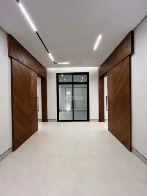 6 bedroom villa in Al Mahdiyyah