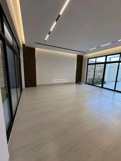 6 bedroom villa in Al Mahdiyyah