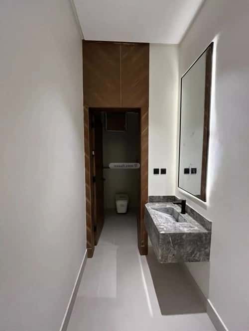 5 bedroom villa in Al Mahdiyyah