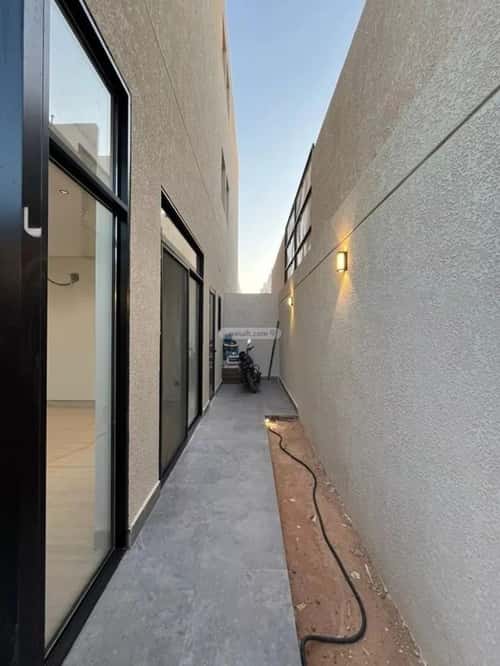 5 bedroom villa in Al Mahdiyyah