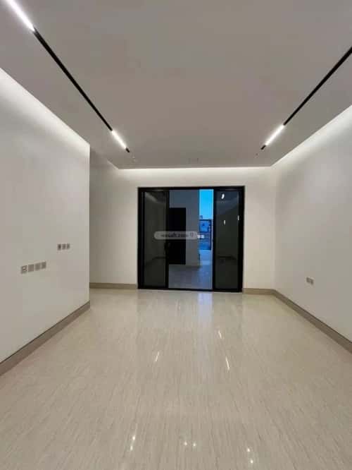 5 bedroom villa in Al Mahdiyyah