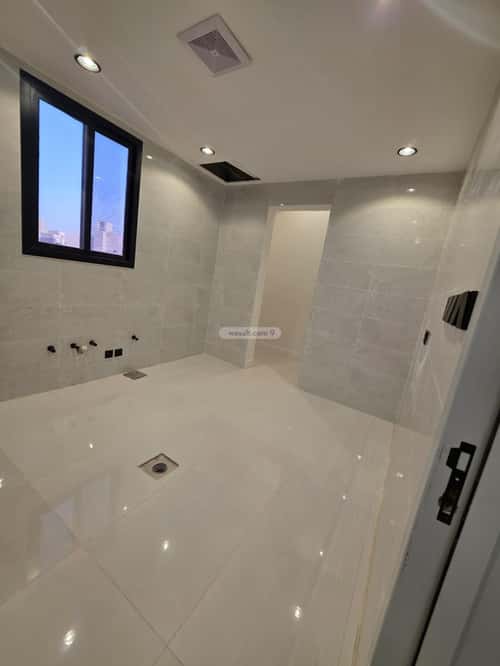 Floor 161 SQM with 5 Bedrooms An-Nadheem, East Riyadh, Riyadh