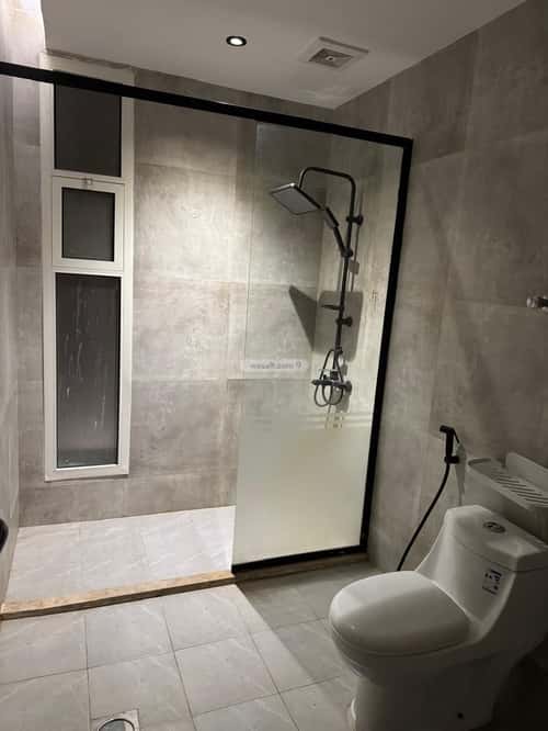 شقة ب 5 غرف الحمراء، الخبر