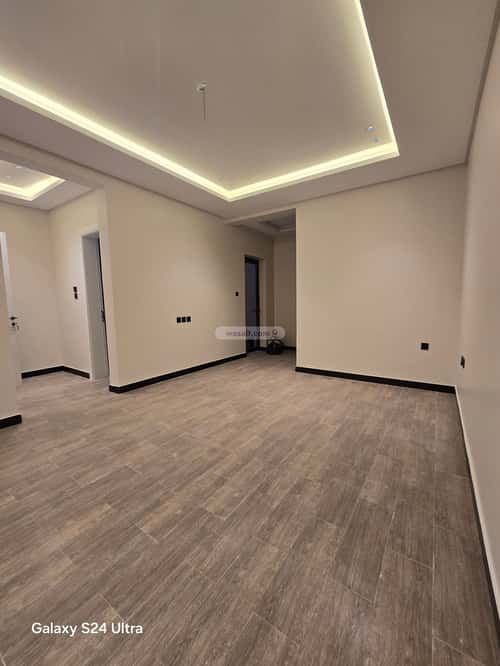 Villa 312 SQM with 3 Apartments Facing North Al Yaqoot, North Jeddah, Jeddah