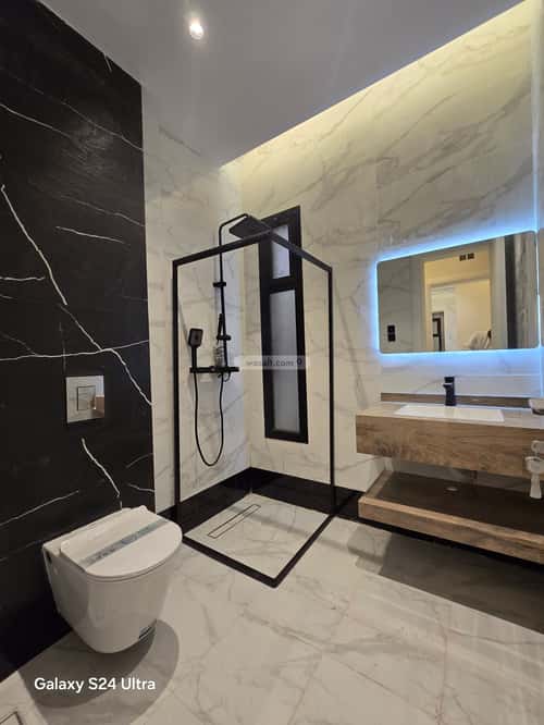 فيلا 312 متر مربع مع 3 شقق واجهة شمالية الياقوت، شمال جدة، جدة