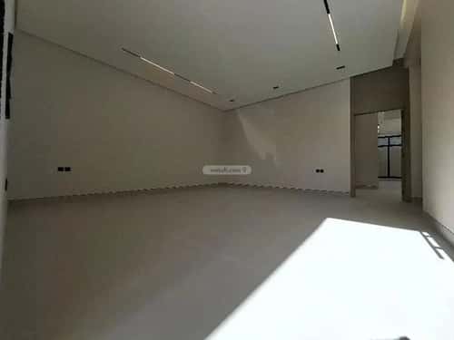 فيلا 230 متر مربع جنوبية على شارع 15م الرمال، شرق الرياض، الرياض