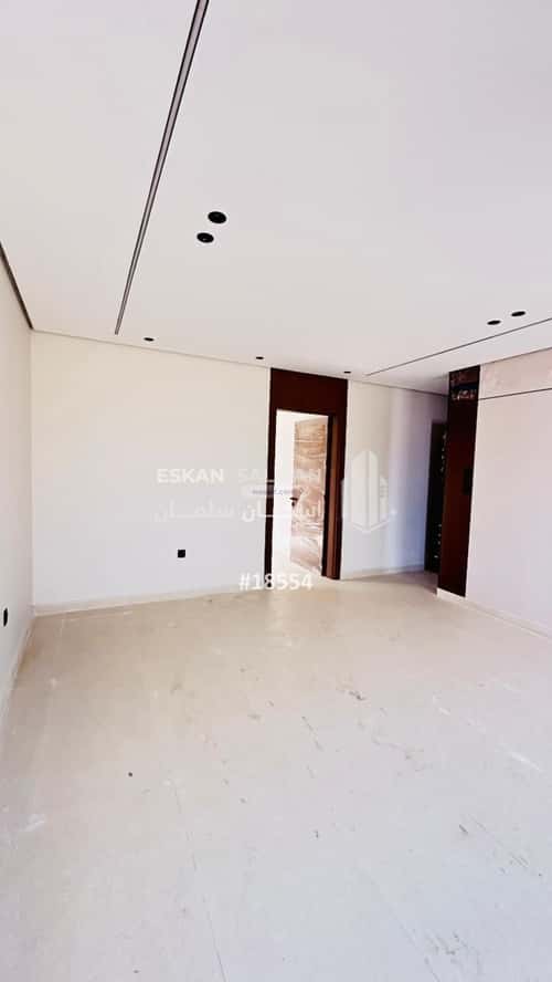 شقة ب 5 غرف العزيزية، الجبيل