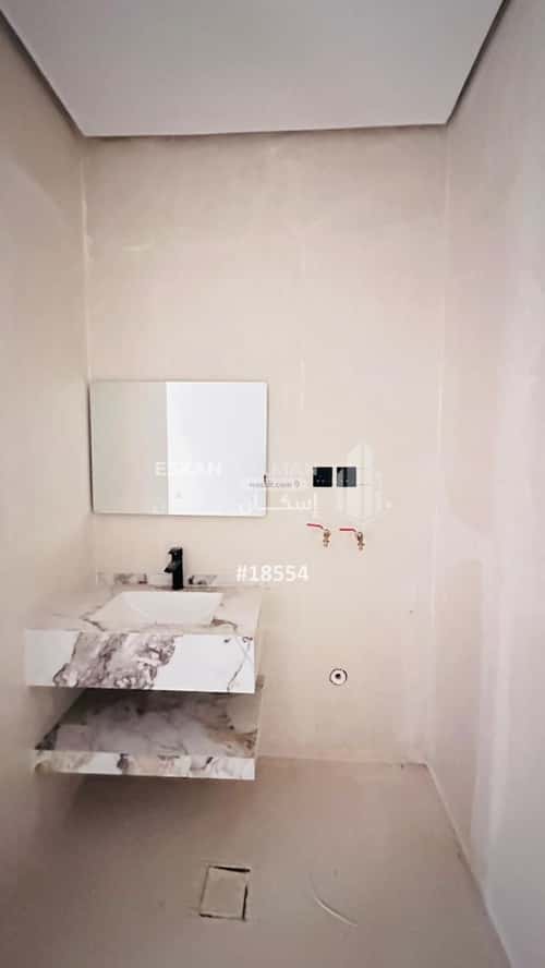 Apartment with 5 Bedrooms Al Aziziyah - Al Jubail, Jubail