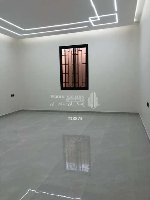 فيلا 336 متر مربع شرقية على شارع 20م النظيم، شرق الرياض، الرياض