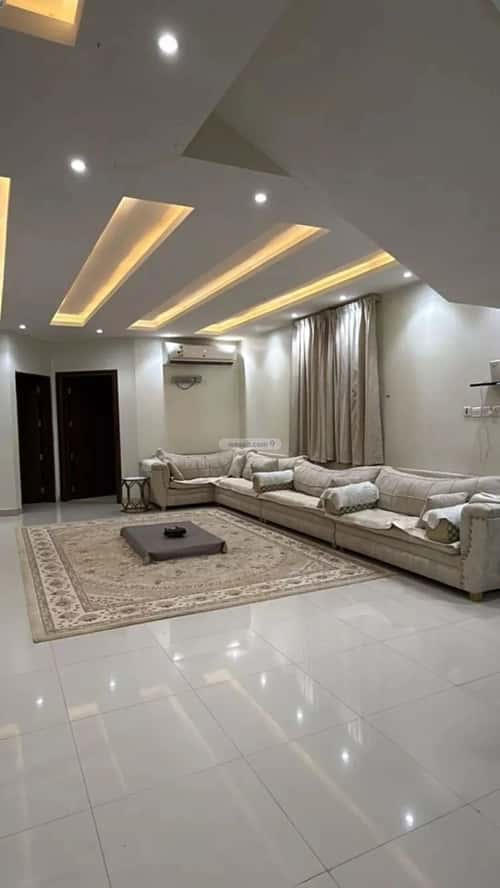 فيلا 403 متر مربع جنوبية على شارع 18م ظهره العودة غرب، الدرعية