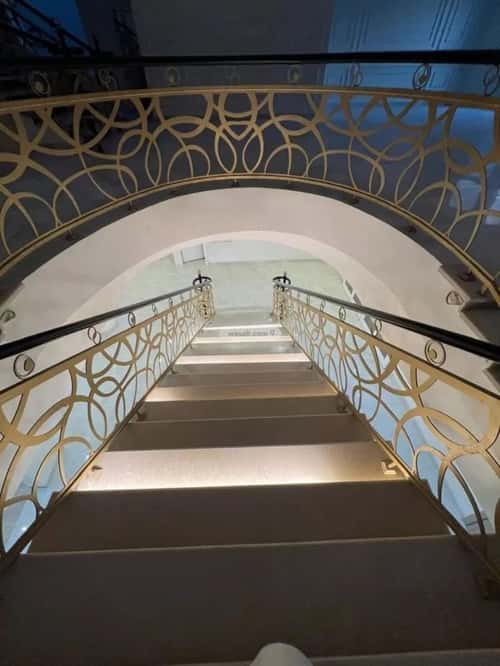 فيلا 4 غرف في العارض