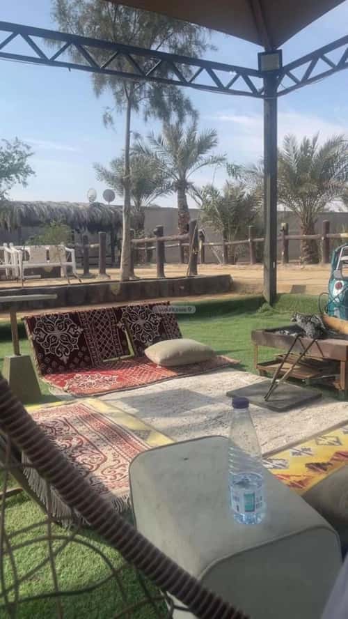 استراحة 2800 متر مربع شرقية على شارع 15م قريه ديراب، قريه ديراب