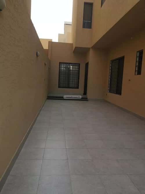 فيلا 400 متر مربع شمالية على شارع 15م العريجاء الأوسط، غرب الرياض، الرياض