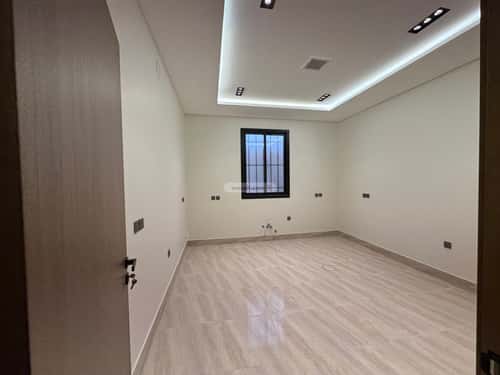 فيلا 260 متر مربع جنوبية على شارع 15م الرمال، شرق الرياض، الرياض