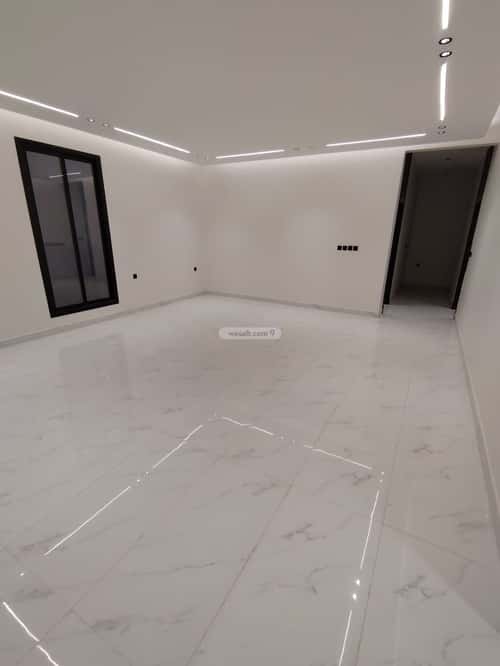 Floor 220 SQM with 3 Bedrooms Al-Muanisiyah, East Riyadh, Riyadh