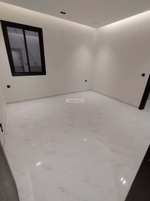 3 bedroom floor in Al Munsiyah