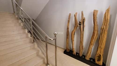 فيلا 900 متر مربع شرقية على شارع 22م ظهره العودة غرب، الدرعية