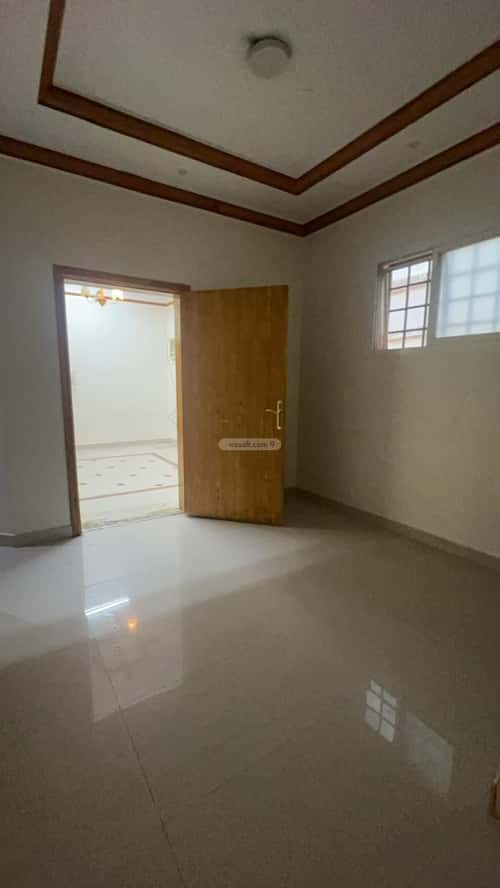 Semi-Furnished Apartment 480 SQM with 3 Bedrooms Al-Naqib Al-Janoubi, Bariduh