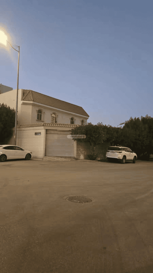 فيلا 750 متر مربع شمالية شرقية على شارع 25م المروة، جنوب الرياض، الرياض