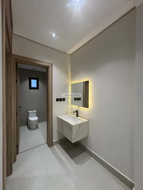 فيلا 319 متر مربع شمالية على شارع 20م السلام، عنيزة