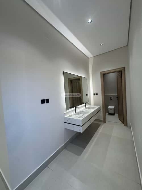 Villa 319 SQM Facing North on 20m Width Street As Salam, Eanizah